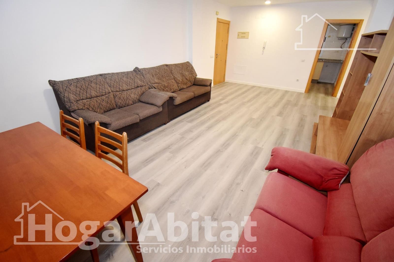 4 bedroom Flat for sale in Castello de la Plana with garage - € 225,000 (Ref: 9379089)