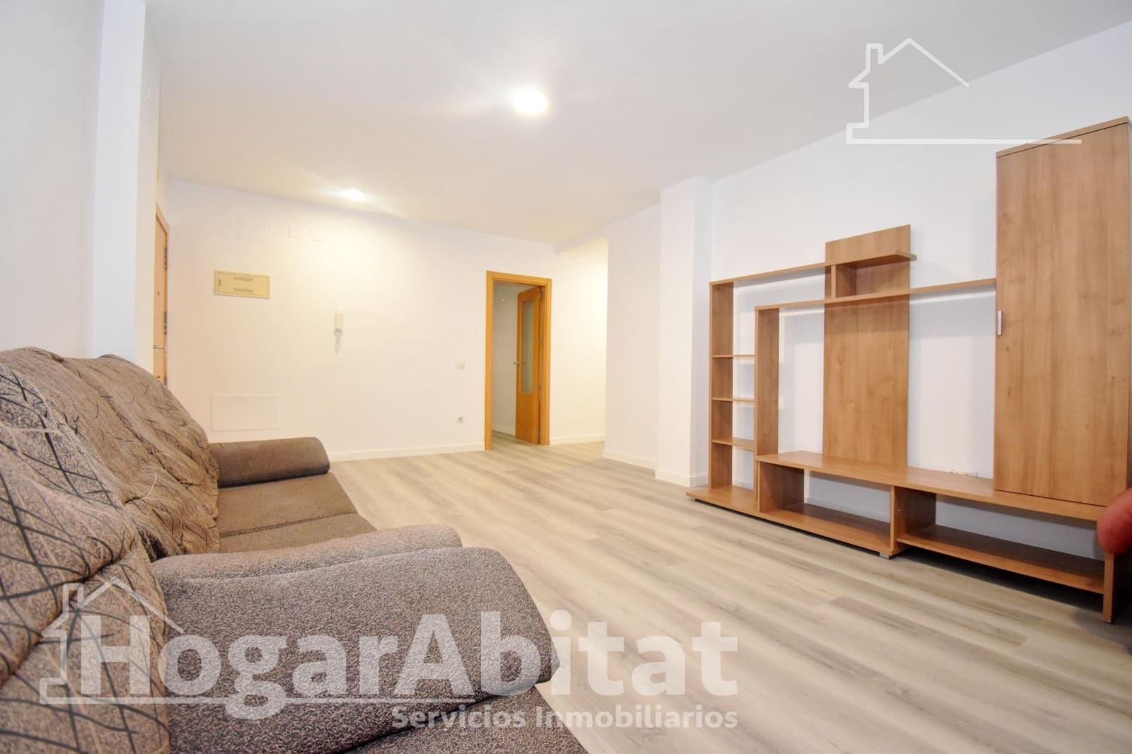 4 bedroom Flat for sale in Castello de la Plana with garage - € 225,000 (Ref: 9379089)