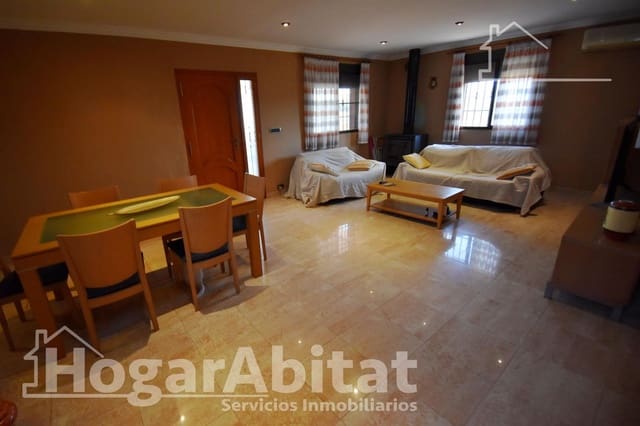 5 bedroom Villa for sale in Castelló de la Plana with pool garage - € 285,000 (Ref: 9379096)