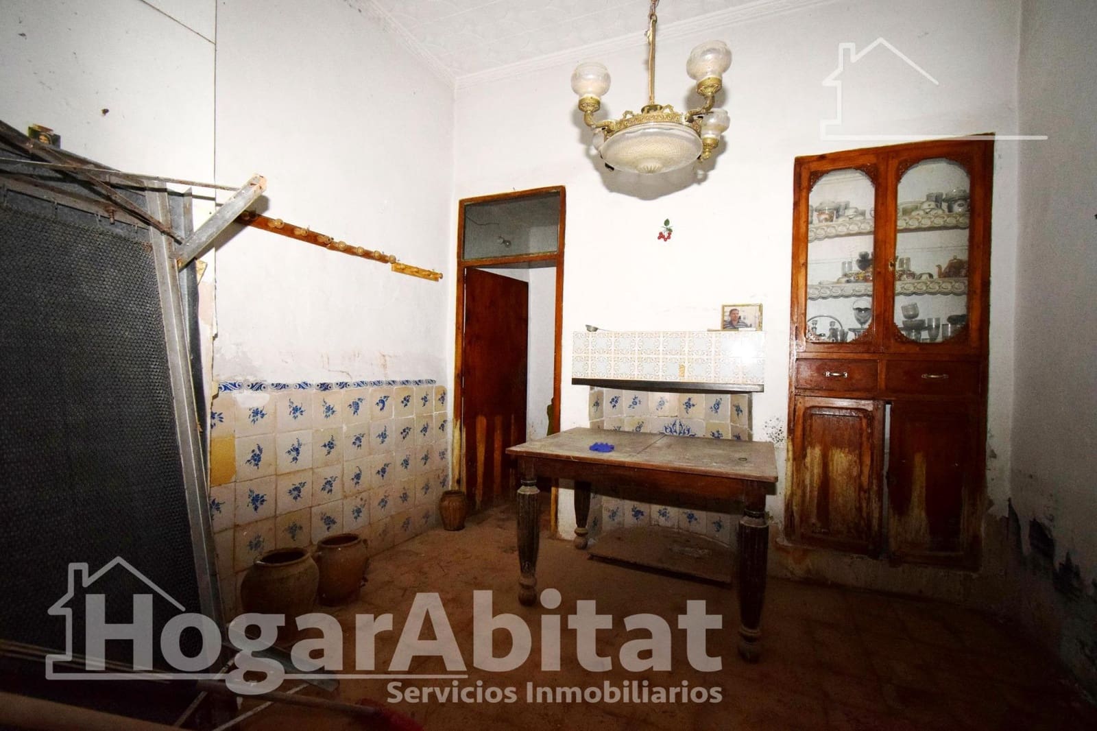 4 makuuhuone Omakotitalo myytävänä paikassa Chiva - 94 000 € (Ref: 9379101)