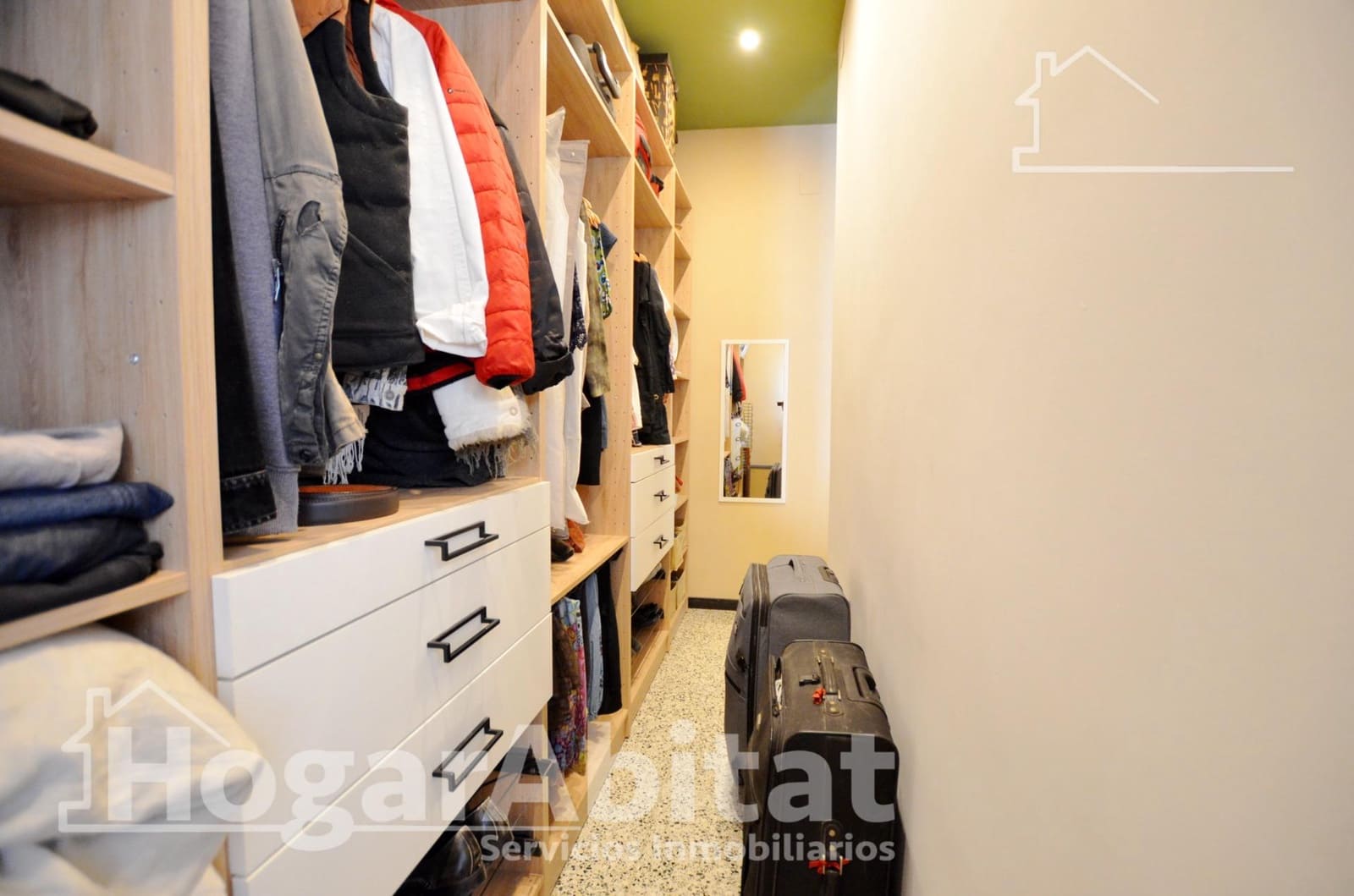 2 bedroom Flat for sale in Alicante / Alacant city - € 239,000 (Ref: 9385656)