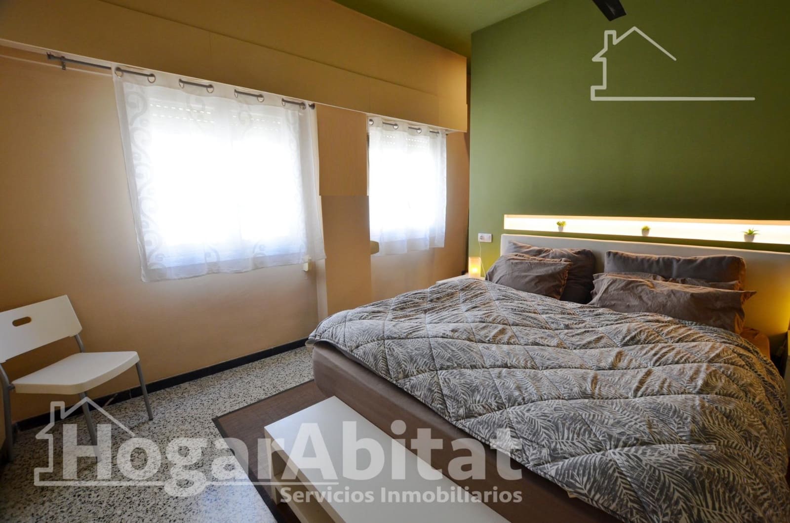 2 bedroom Flat for sale in Alicante / Alacant city - € 239,000 (Ref: 9385656)