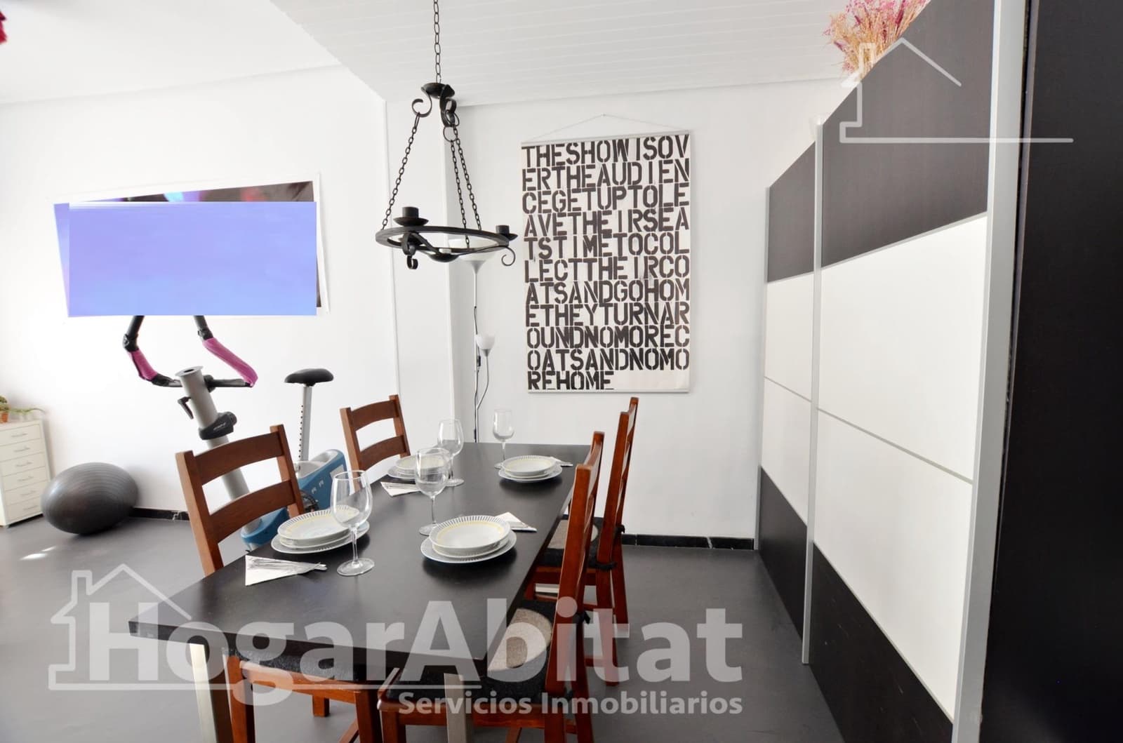 2 bedroom Flat for sale in Alicante / Alacant city - € 239,000 (Ref: 9385656)