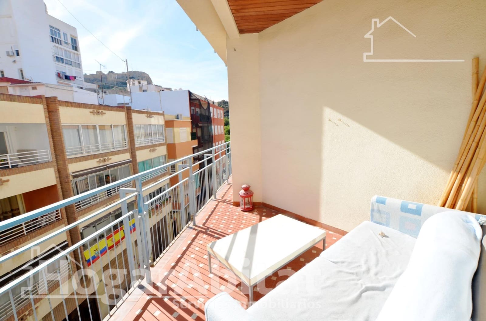 2 bedroom Flat for sale in Alicante / Alacant city - € 239,000 (Ref: 9385656)