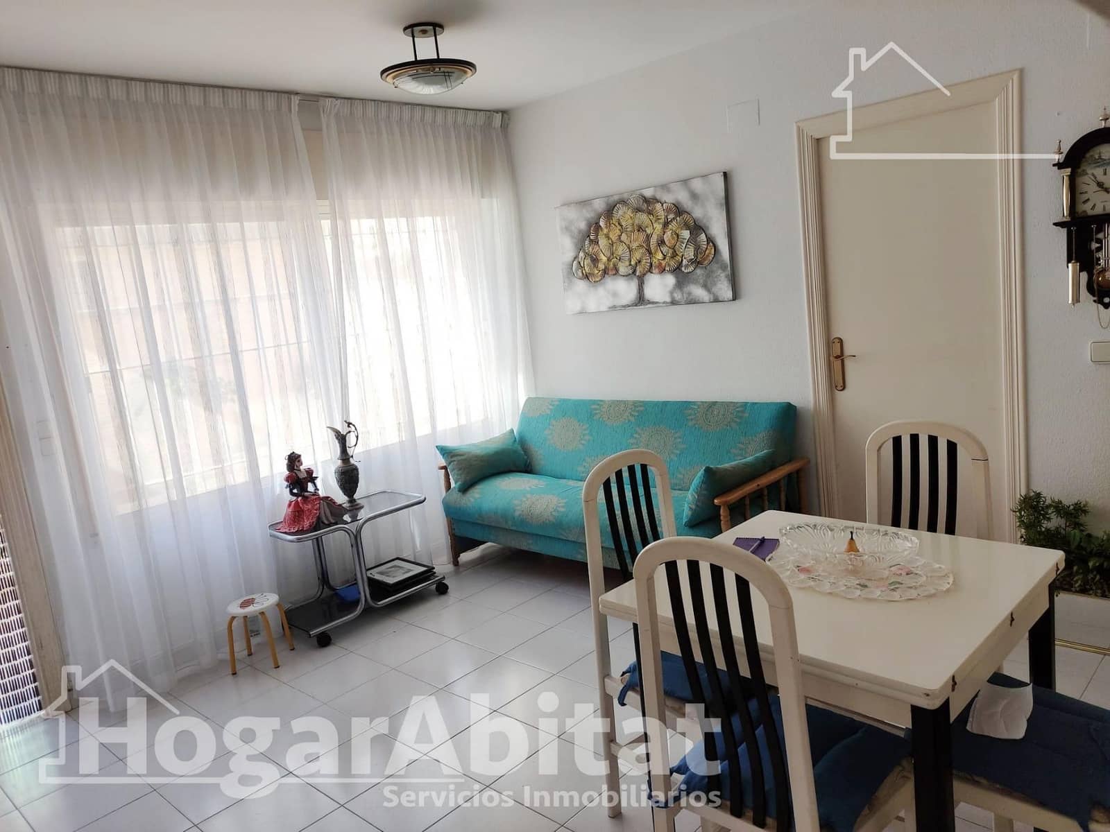 4 slaapkamer Rijtjeshuis te koop in Torrevieja met zwembad - € 149.000 (Ref: 9385666)