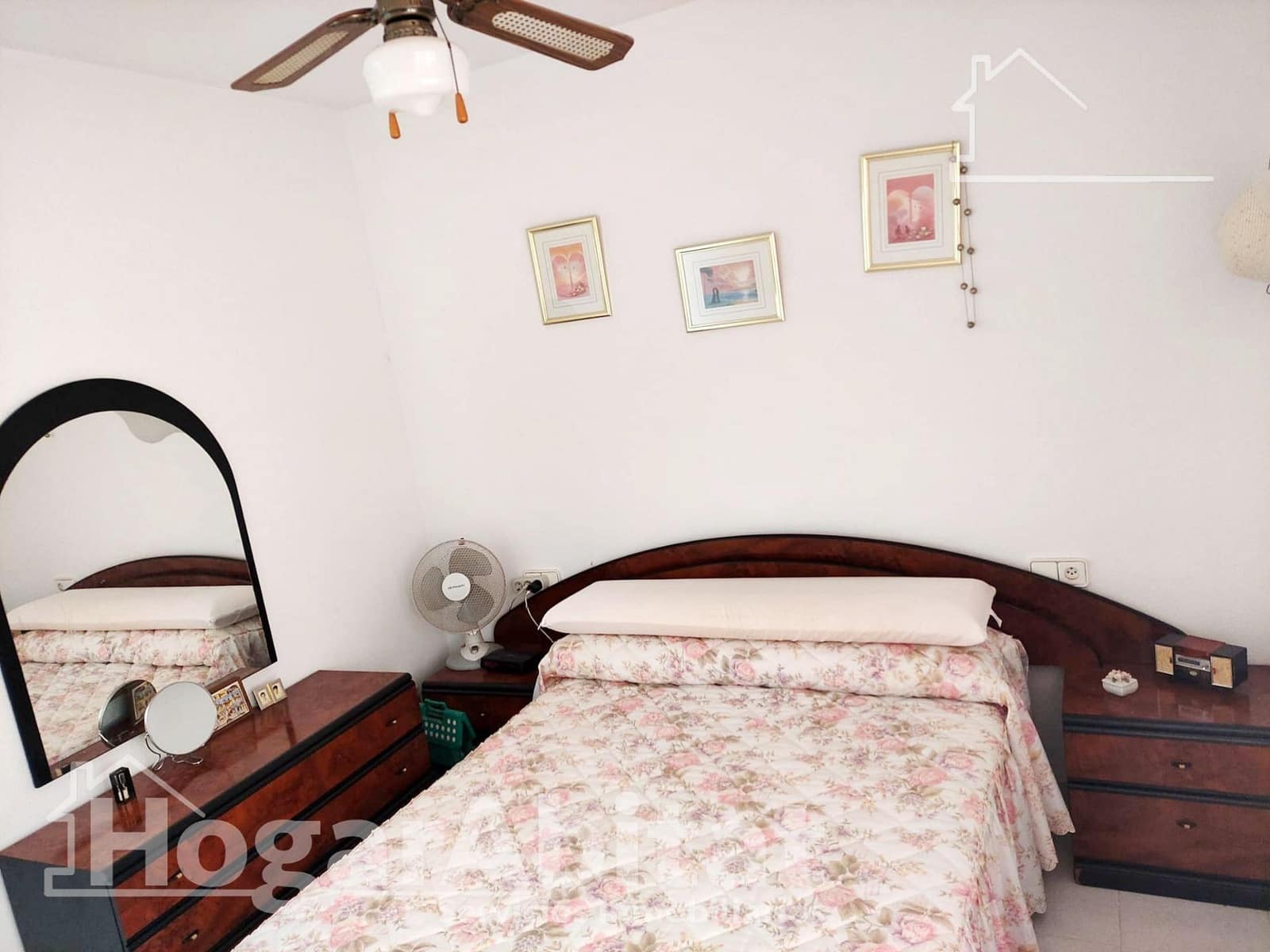 4 slaapkamer Rijtjeshuis te koop in Torrevieja met zwembad - € 149.000 (Ref: 9385666)