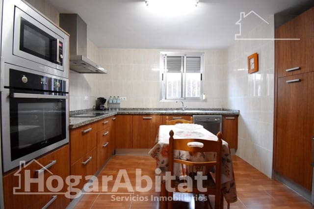 5 soveværelse Villa til salg i Oliva med swimmingpool garage - € 320.000 (Ref: 9385668)