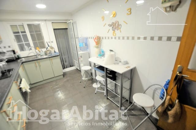 4 quarto Apartamento para venda em Valência cidade - 184 000 € (Ref: 9385674)