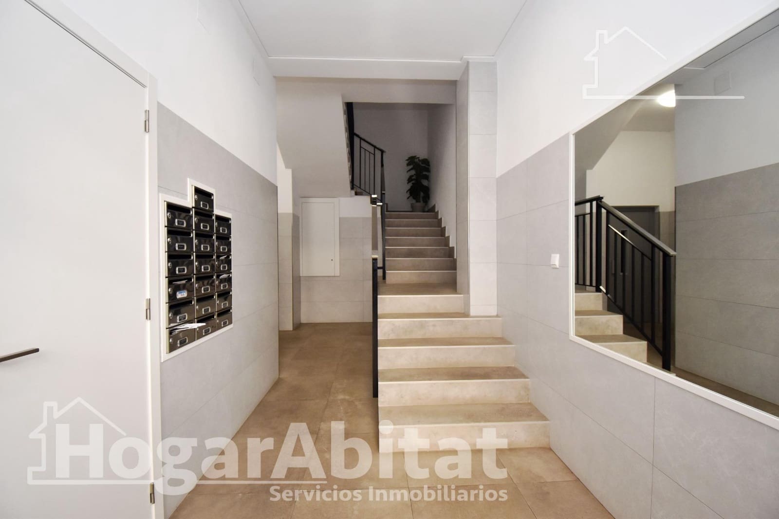 4 bedroom Flat for sale in Castello de la Plana - € 149,900 (Ref: 9387958)