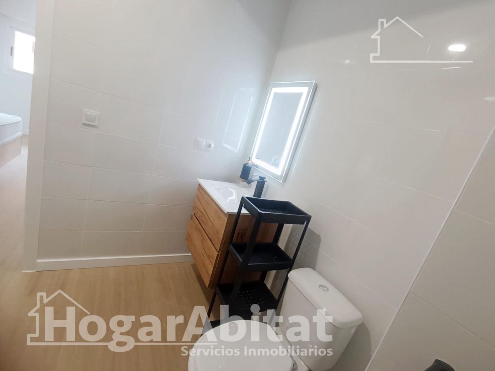 4 bedroom Flat for sale in Castello de la Plana - € 195,000 (Ref: 9387961)