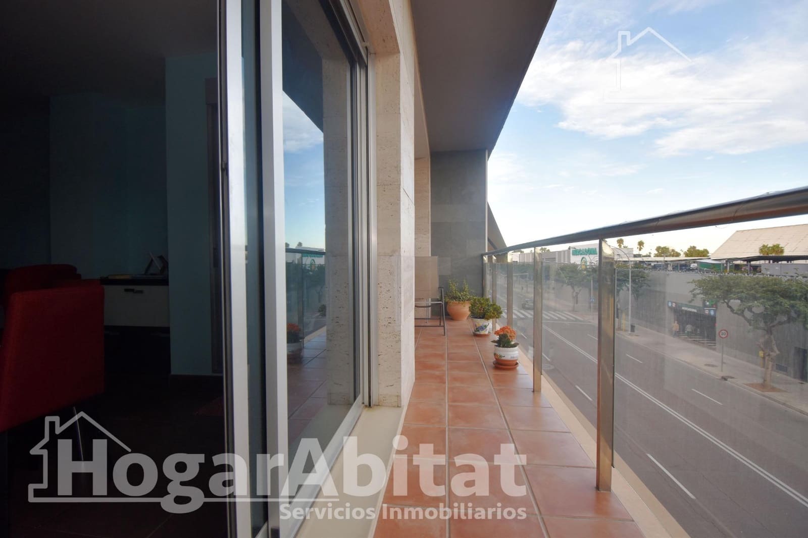 2 bedroom Flat for sale in Castello de la Plana with garage - € 230,000 (Ref: 9387967)