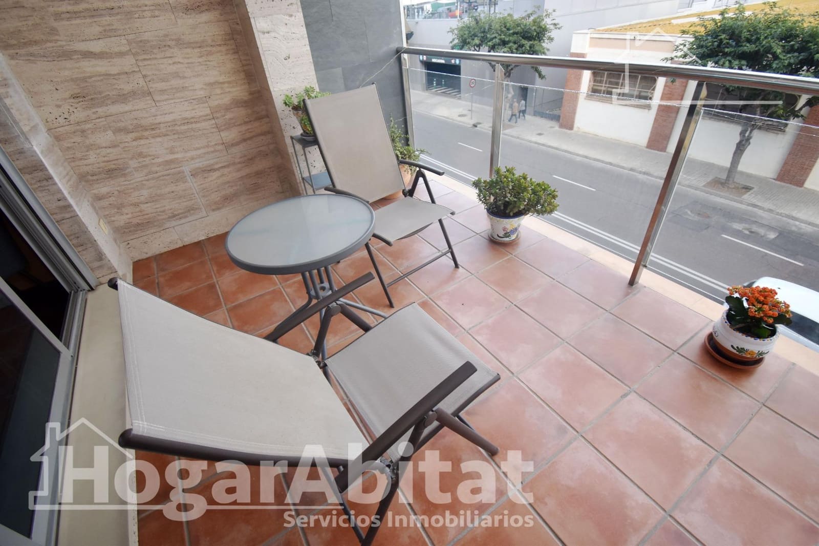 2 bedroom Flat for sale in Castello de la Plana with garage - € 230,000 (Ref: 9387967)