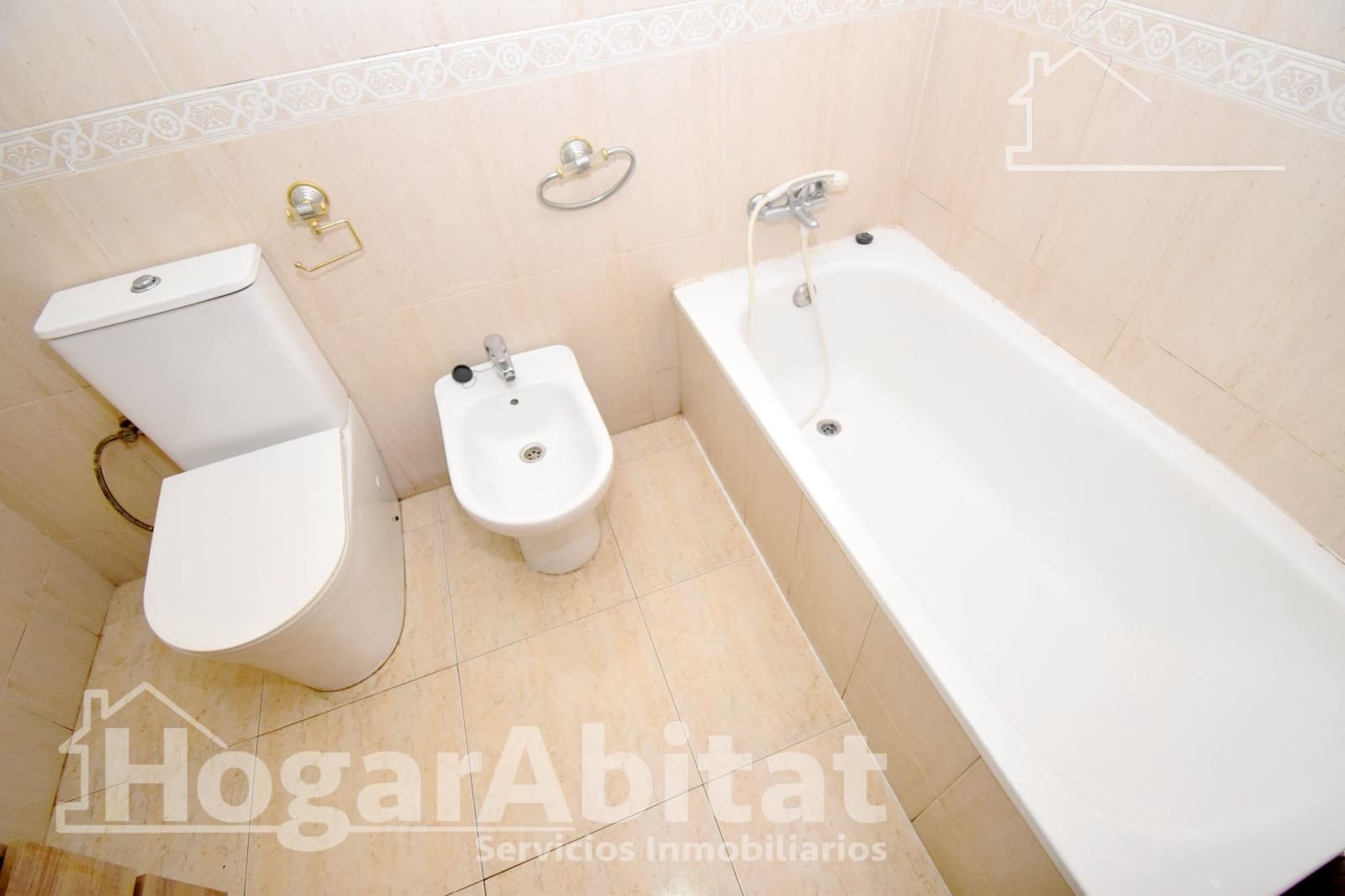 3 soverom Leilighet til salgs i Castello de la Plana med garasje - € 165 000 (Ref: 9387968)