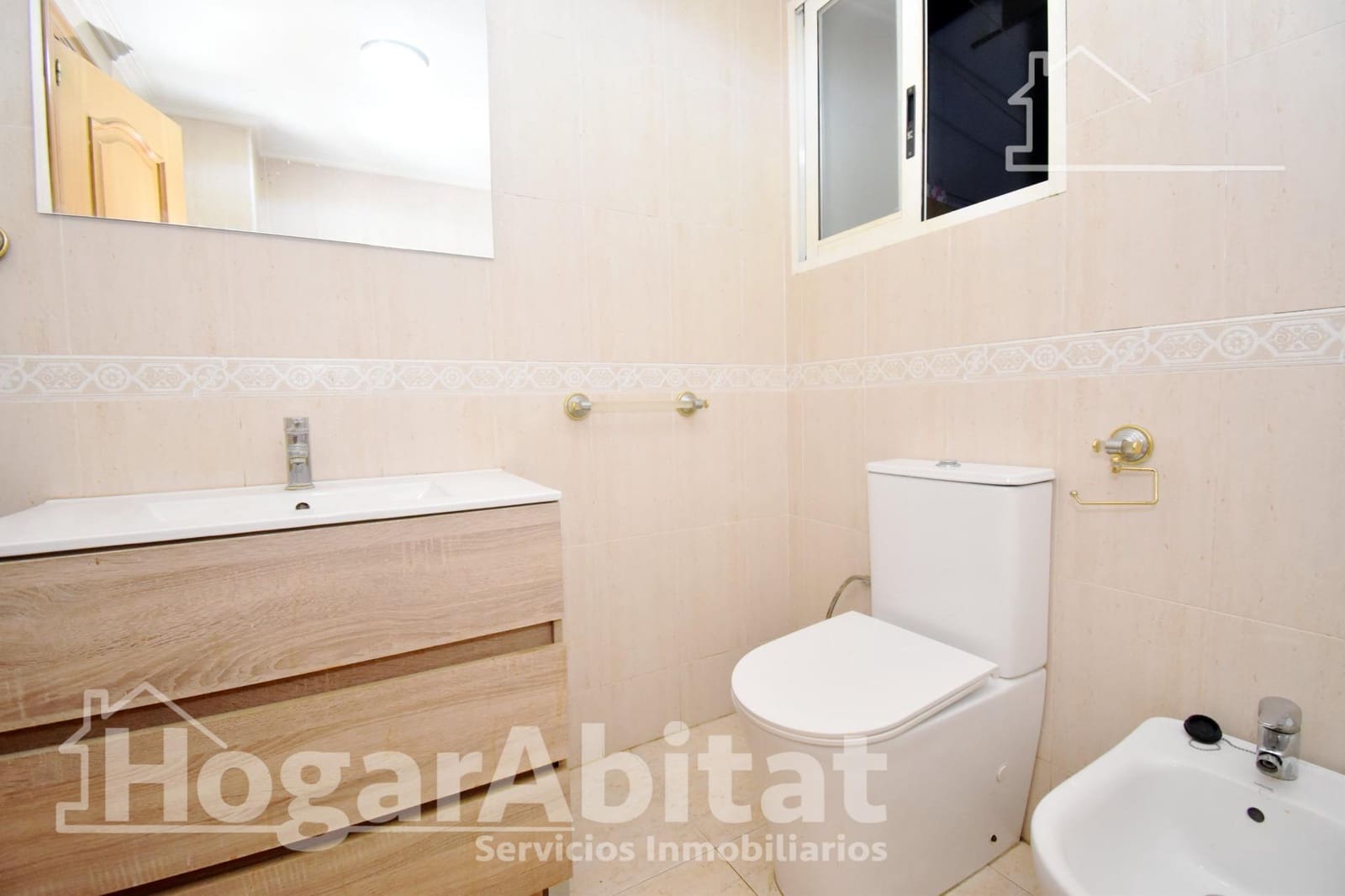 3 soverom Leilighet til salgs i Castello de la Plana med garasje - € 165 000 (Ref: 9387968)