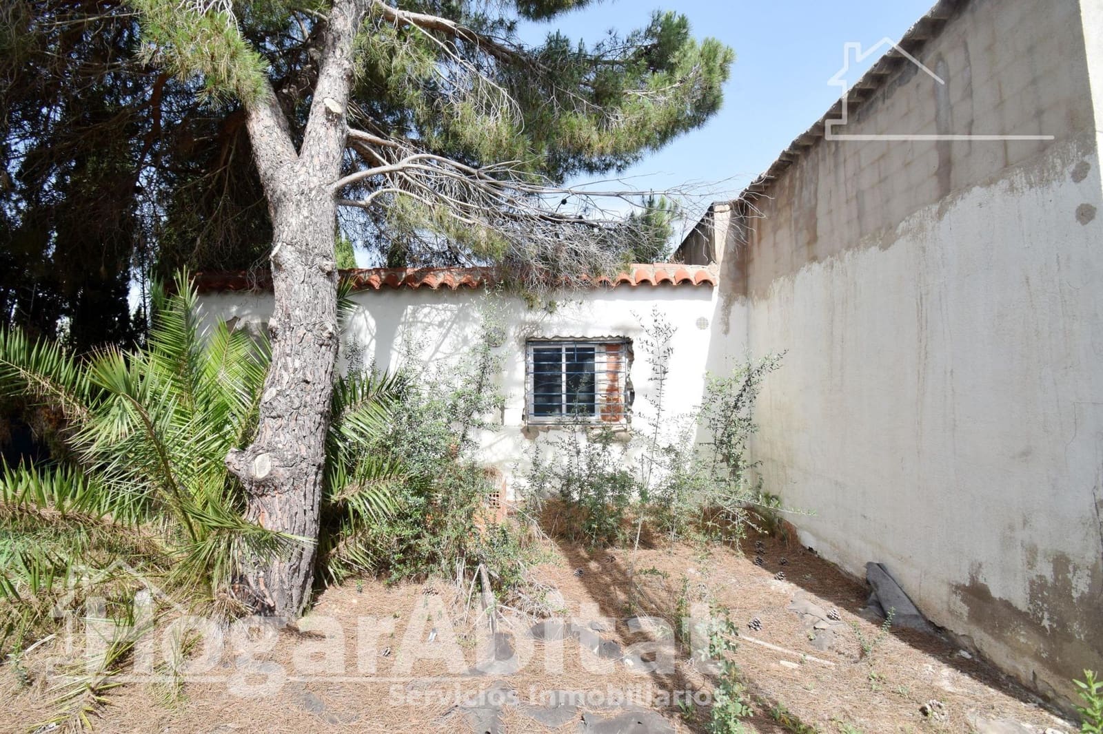 4 bedroom Villa for sale in Nules with pool garage - € 159,000 (Ref: 9387976)