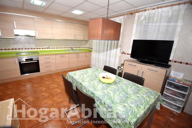 3 bedroom Terraced Villa for sale in Onda - € 220,000 (Ref: 9390933)