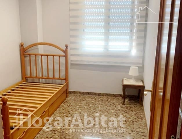 Piso de 4 habitaciones en Sueca en venta - 150.000 € (Ref: 9390938)