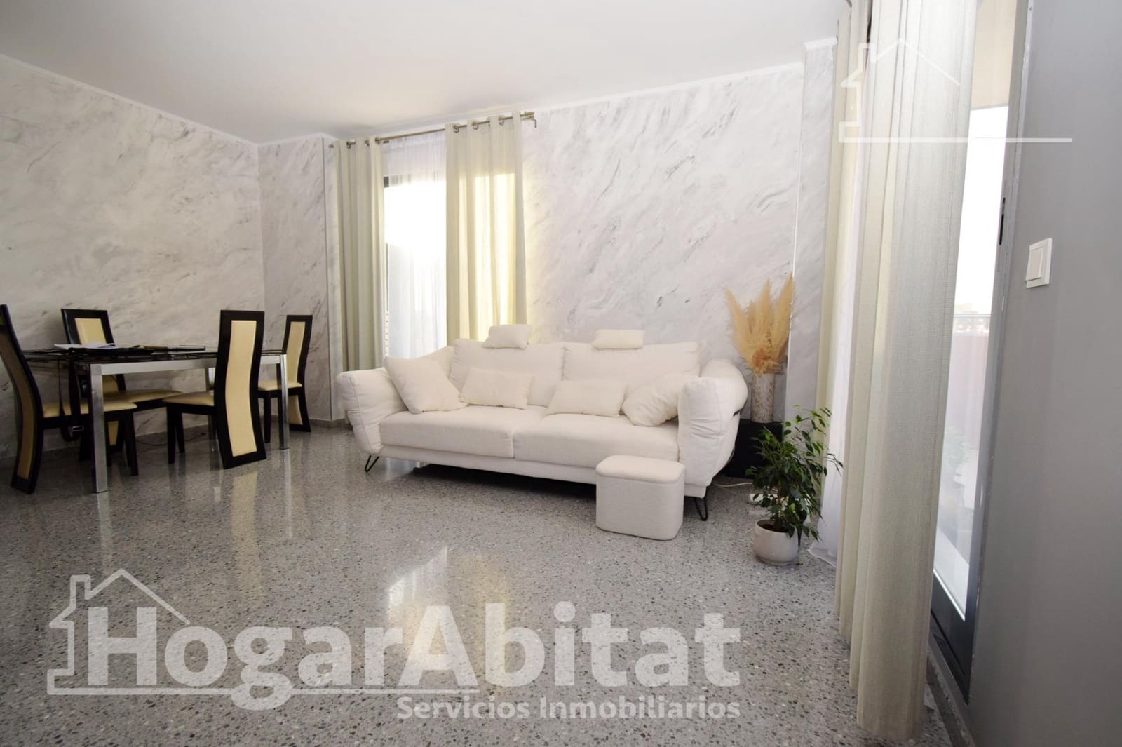 2 slaapkamer Flat te koop in Alfafar met garage - € 260.000 (Ref: 9390939)