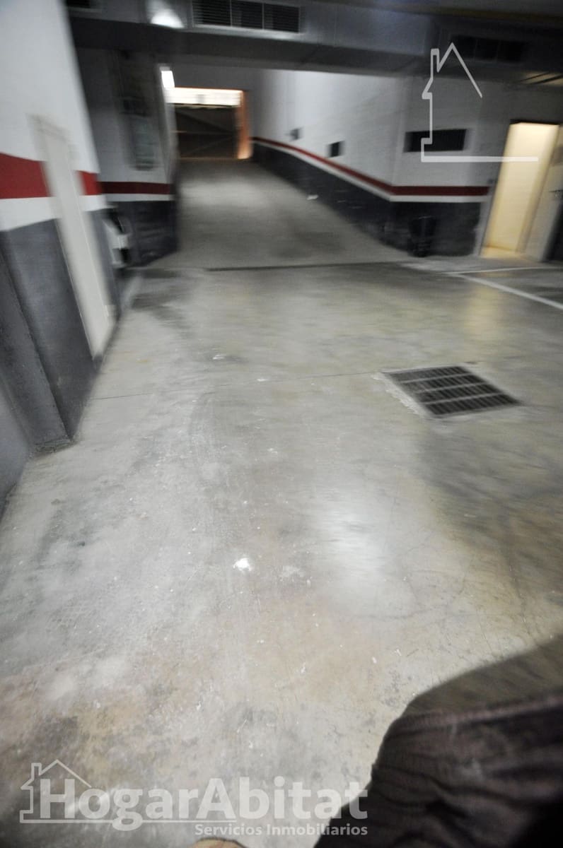 3 bedroom Flat for sale in Xirivella with garage - € 200,000 (Ref: 9396041)