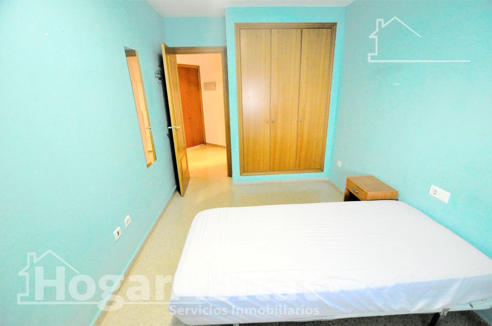 3 bedroom Flat for sale in Xirivella with garage - € 200,000 (Ref: 9396041)