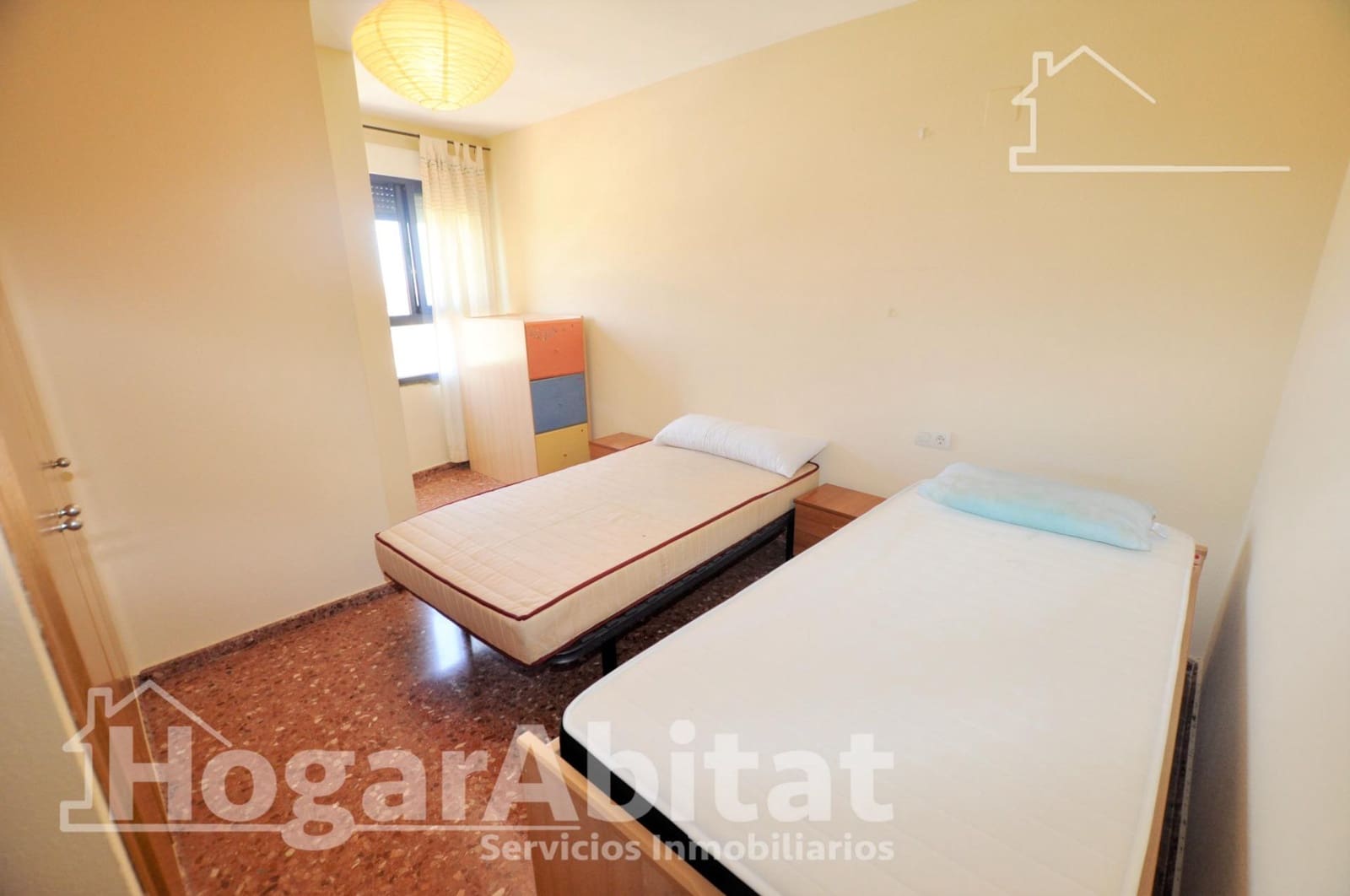 2 sovrum Lägenhet till salu i Valencia stad med pool garage - 246 000 € (Ref: 9396047)