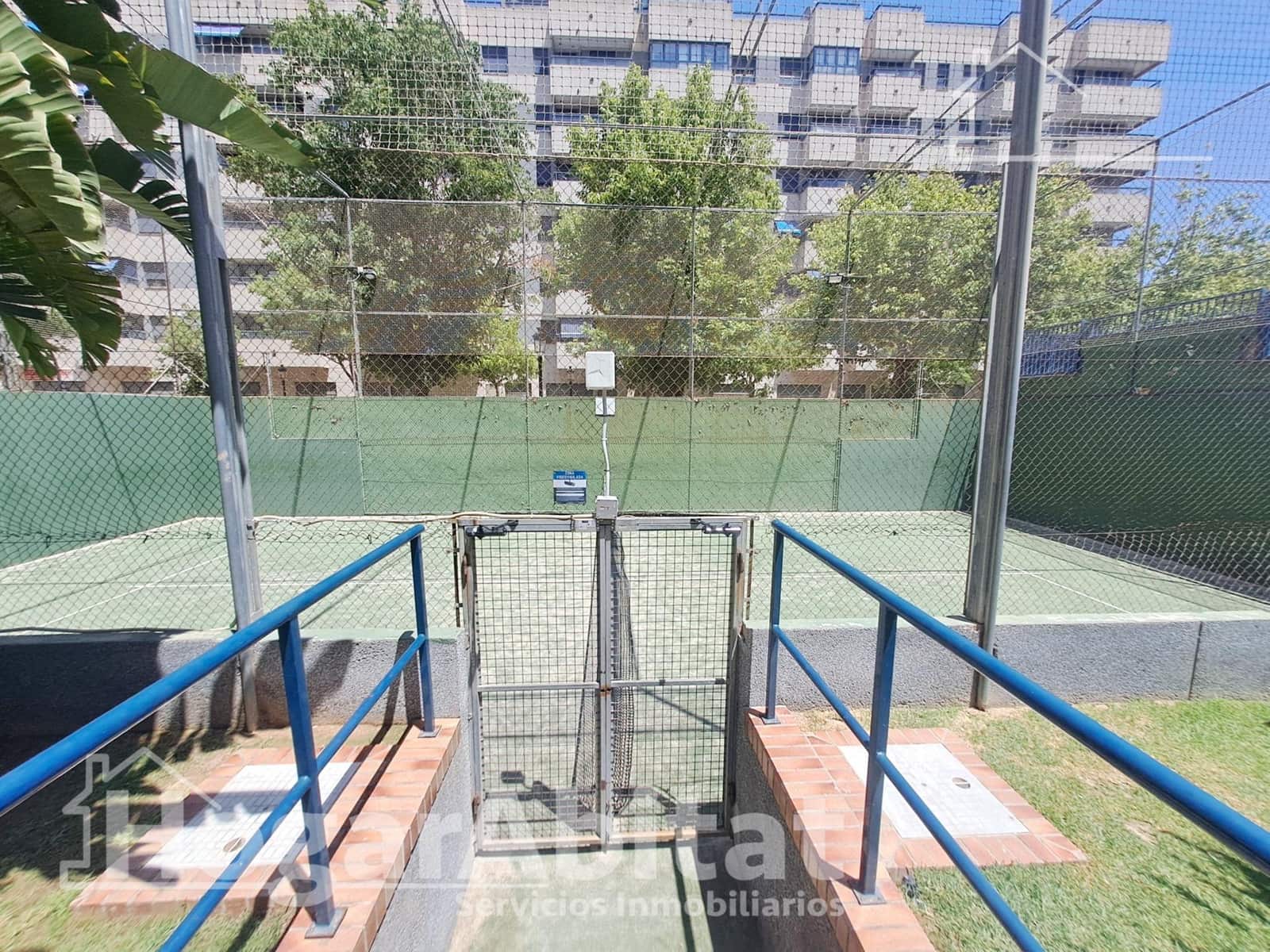 2 sovrum Lägenhet till salu i Valencia stad med pool garage - 246 000 € (Ref: 9396047)