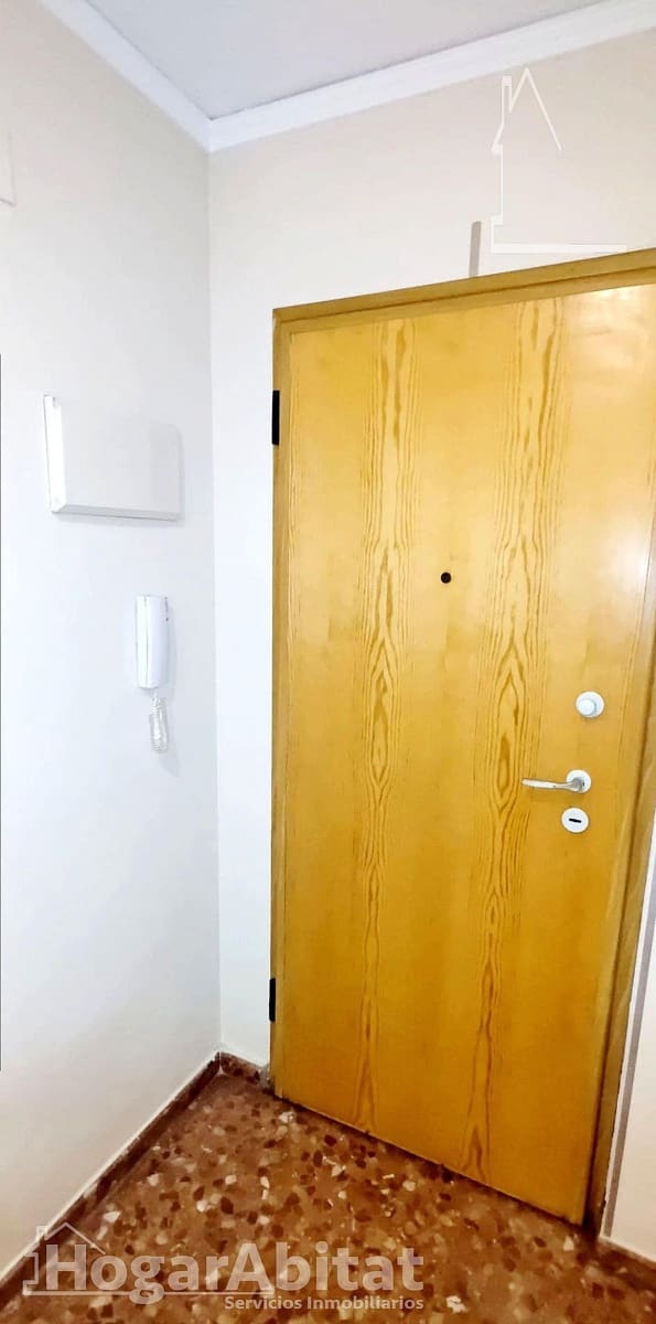 4 slaapkamer Flat te koop in Algemesi met garage - € 170.000 (Ref: 9396050)