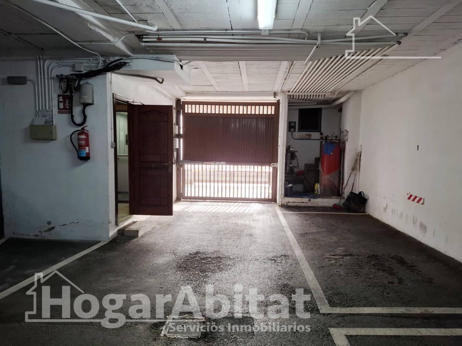 Garage for sale in Alicante / Alacant city - € 70,000 (Ref: 9396057)