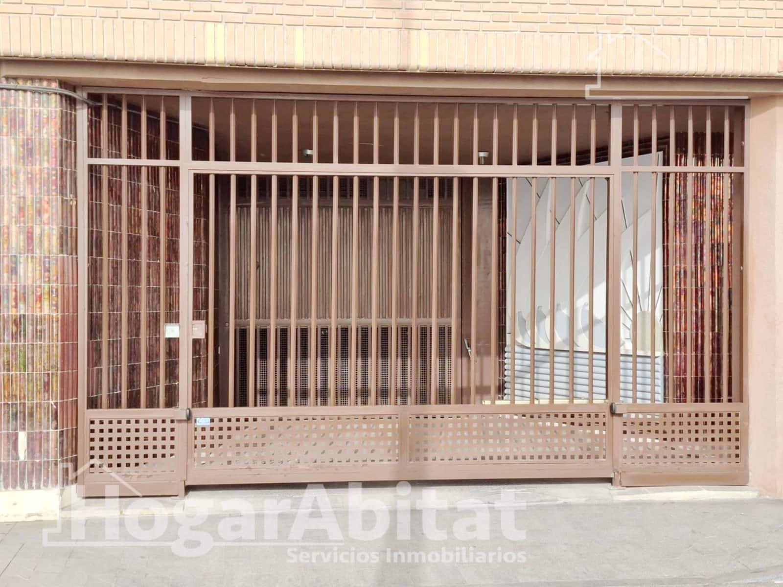 Garage for sale in Alicante / Alacant city - € 70,000 (Ref: 9396057)