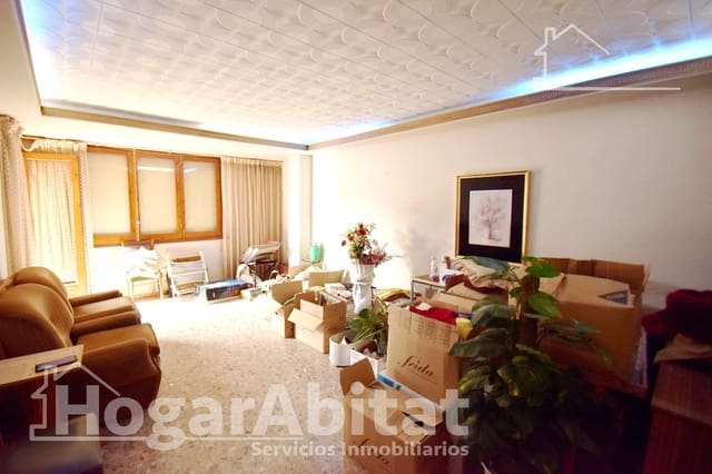 4 bedroom Flat for sale in L'Alcora - € 67,000 (Ref: 9396061)