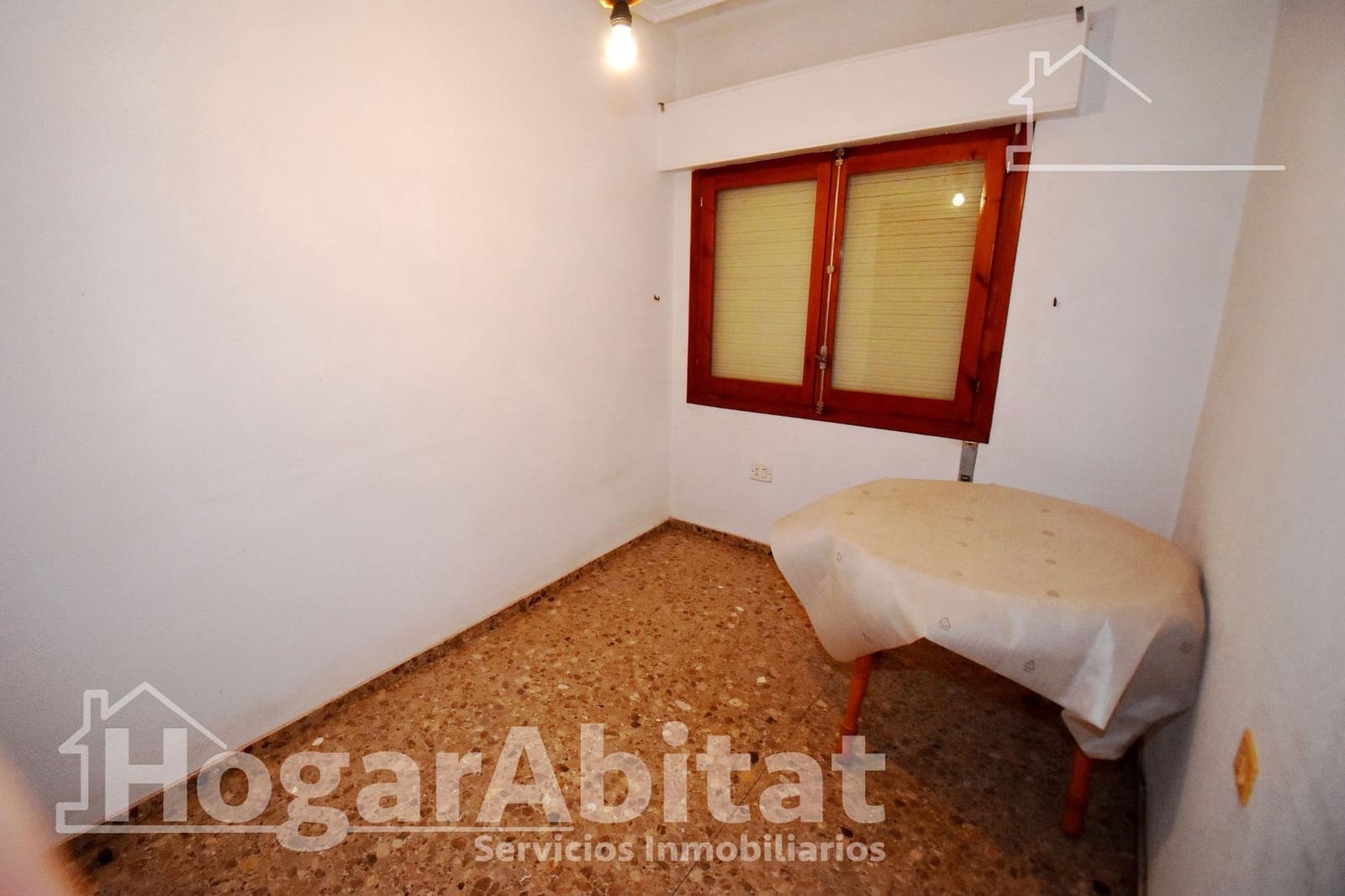 4 bedroom Flat for sale in L'Alcora - € 67,000 (Ref: 9396061)