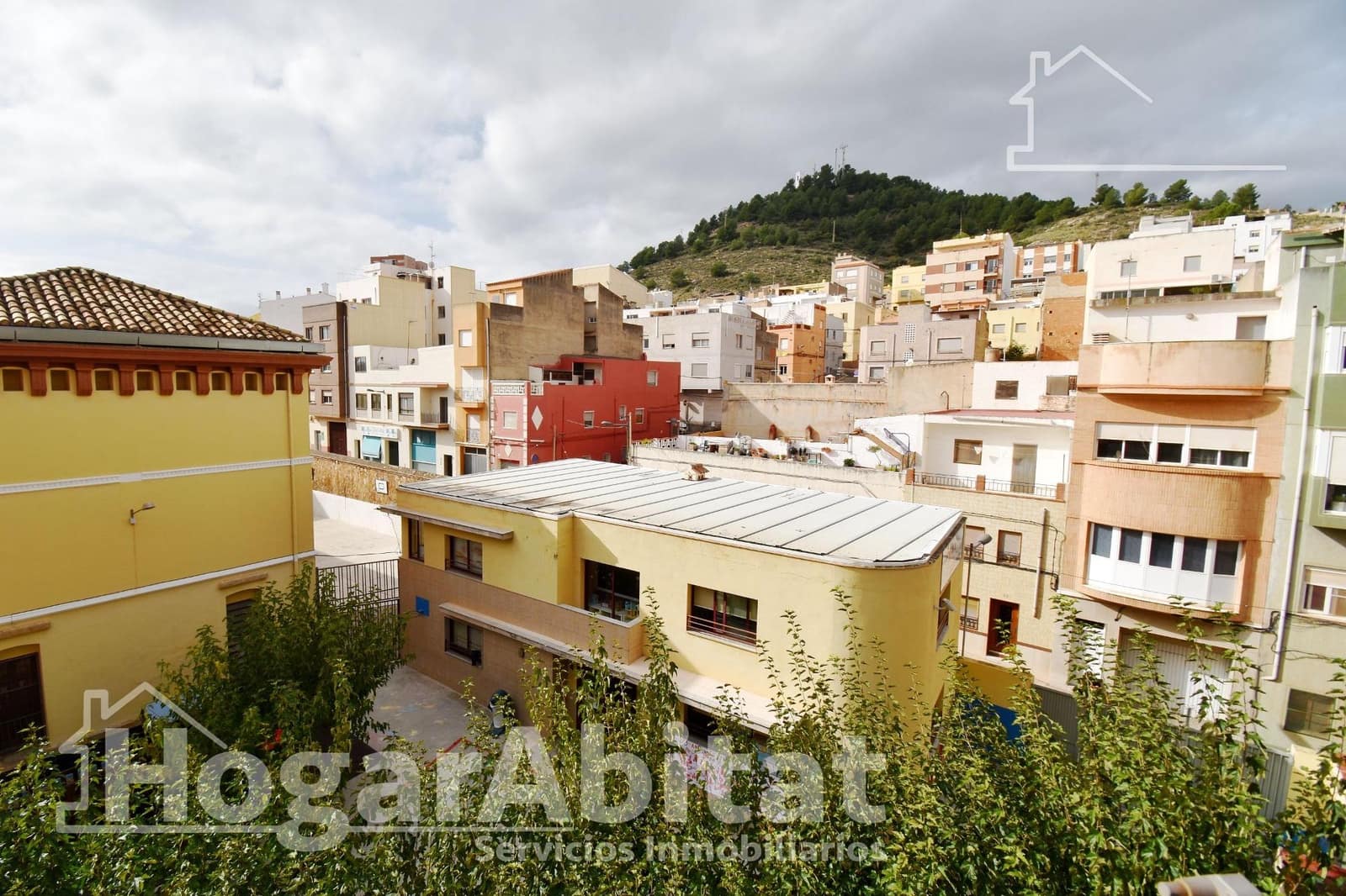 4 bedroom Flat for sale in L'Alcora - € 67,000 (Ref: 9396061)