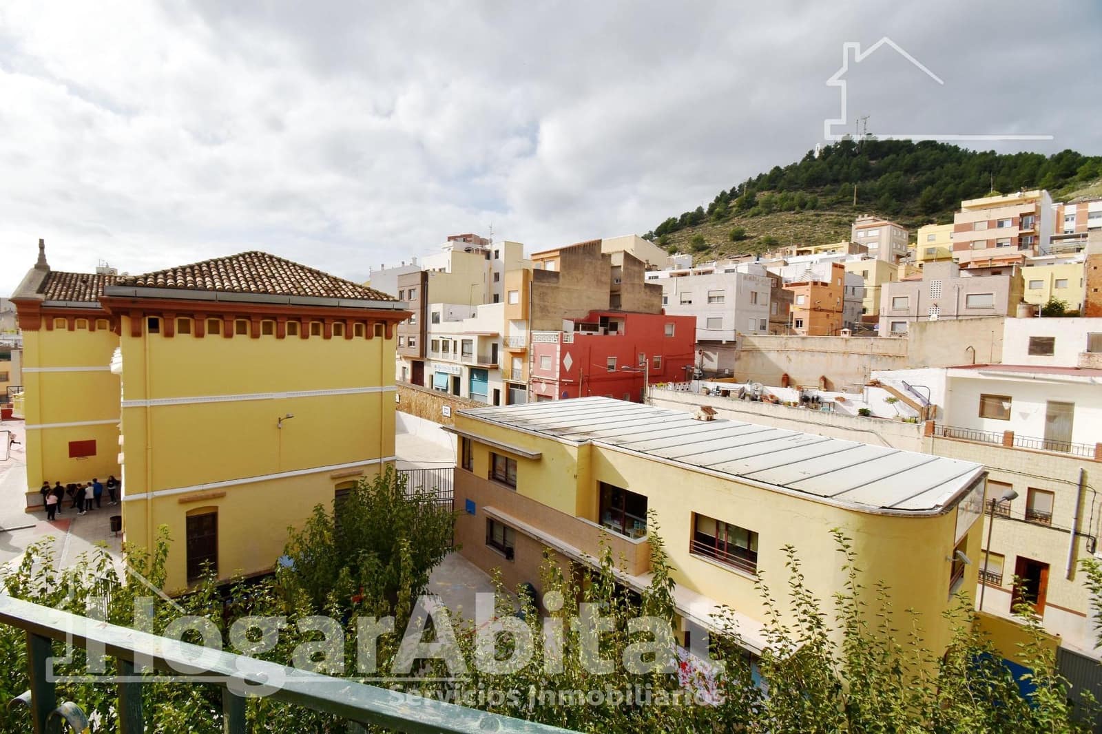 4 bedroom Flat for sale in L'Alcora - € 67,000 (Ref: 9396061)