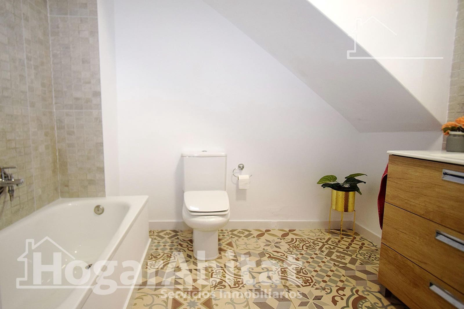 4 sypialnia Dom na sprzedaż w Moncada - 360 000 € (Ref: 9396071)