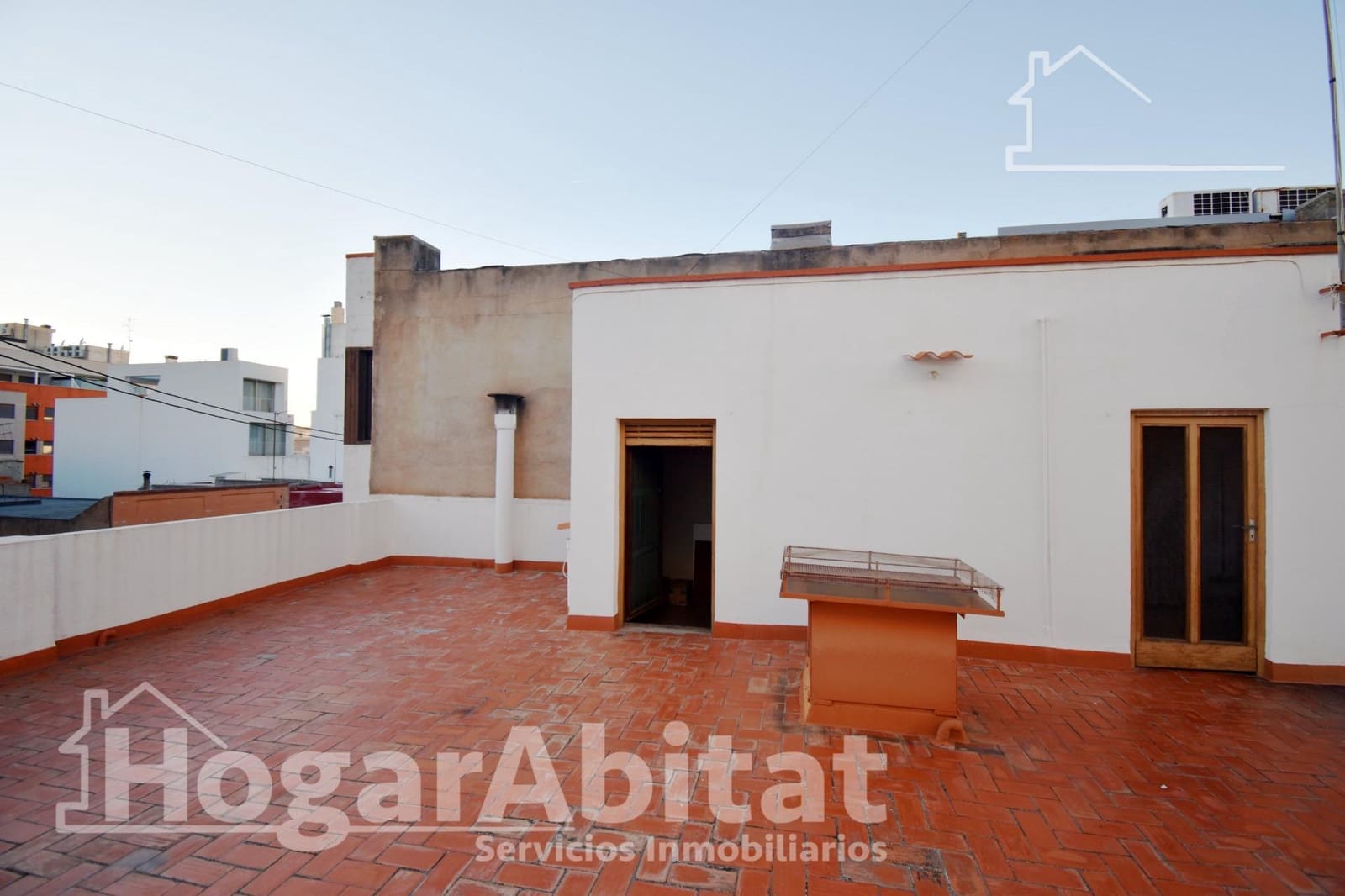 6 bedroom Townhouse for sale in Almassora / Almazora with garage - € 299,000 (Ref: 9396078)