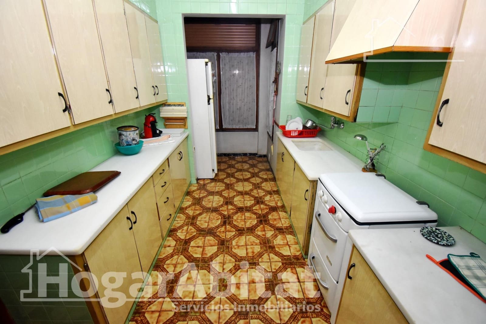 6 bedroom Townhouse for sale in Almassora / Almazora with garage - € 299,000 (Ref: 9396078)