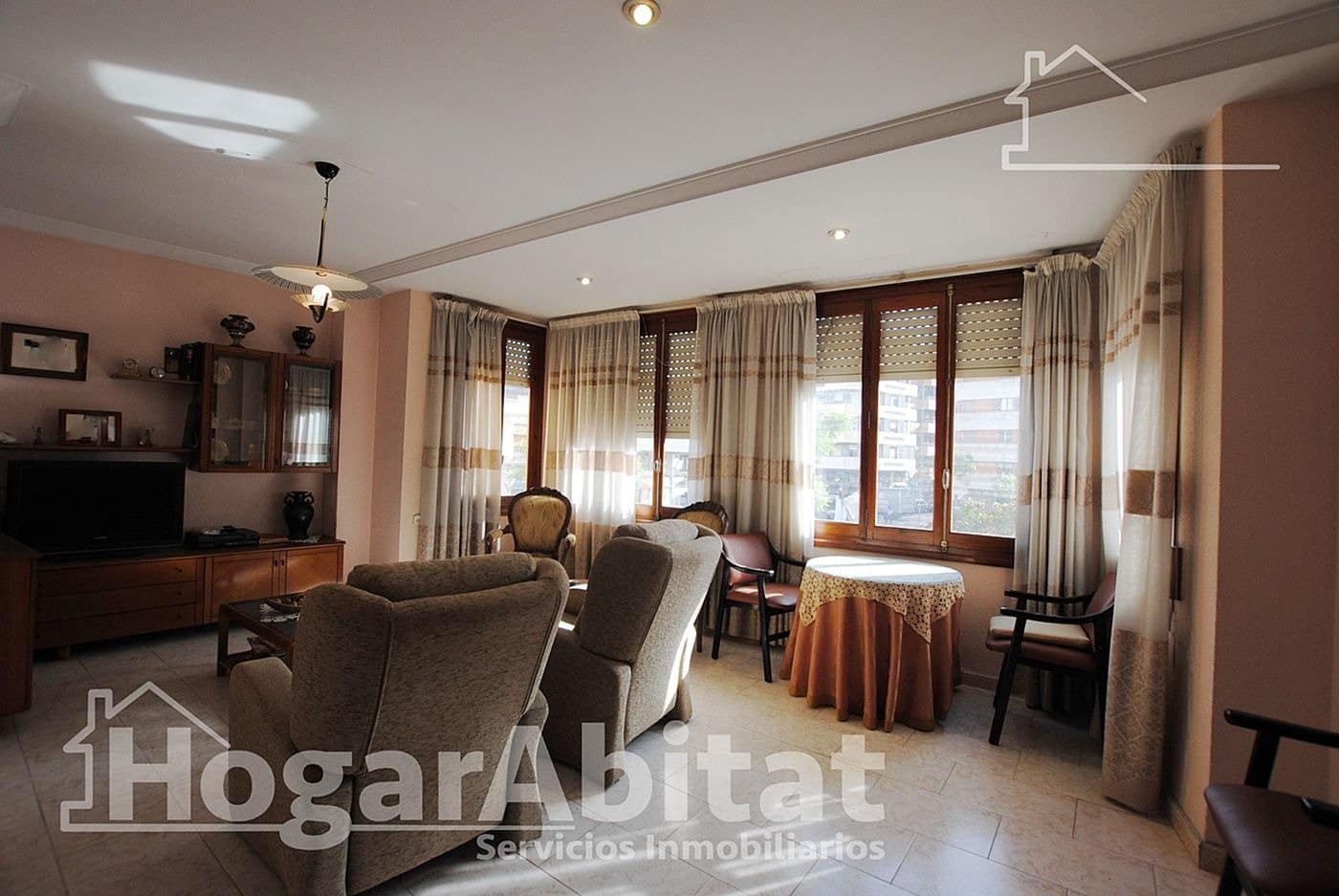 4 bedroom Flat for sale in Tavernes de la Valldigna - € 170,000 (Ref: 9398537)