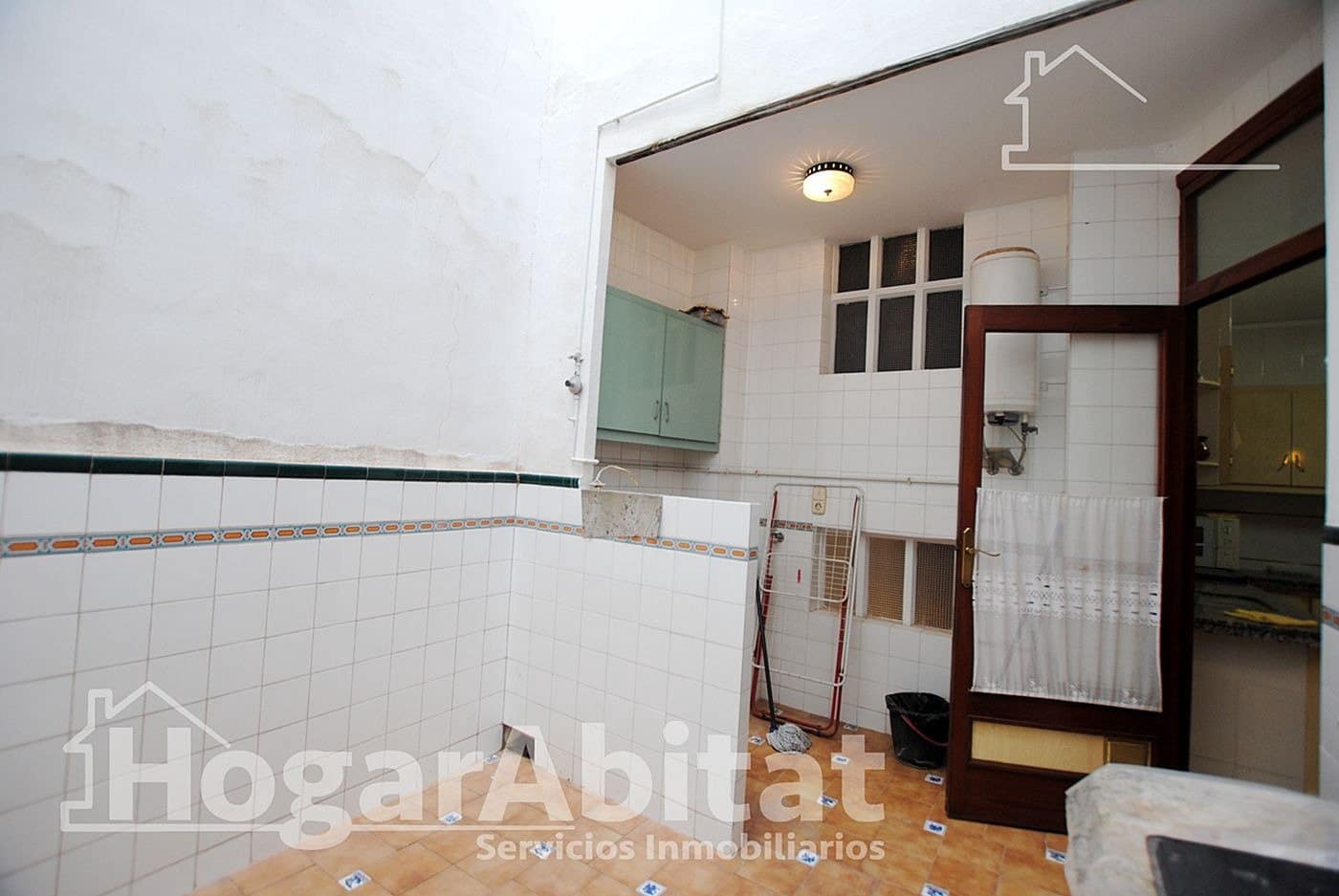 4 bedroom Flat for sale in Tavernes de la Valldigna - € 170,000 (Ref: 9398537)