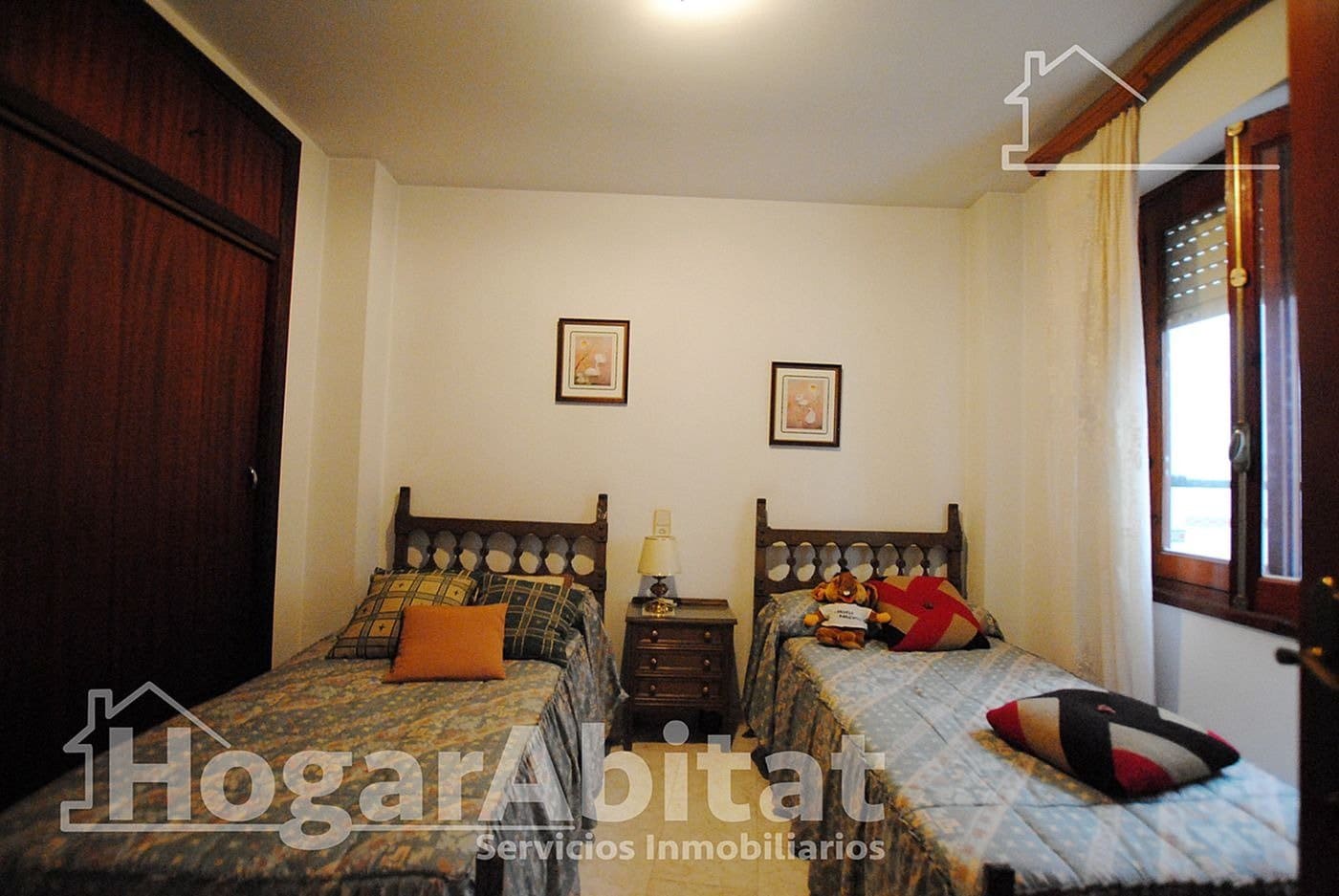 4 bedroom Flat for sale in Tavernes de la Valldigna - € 170,000 (Ref: 9398537)