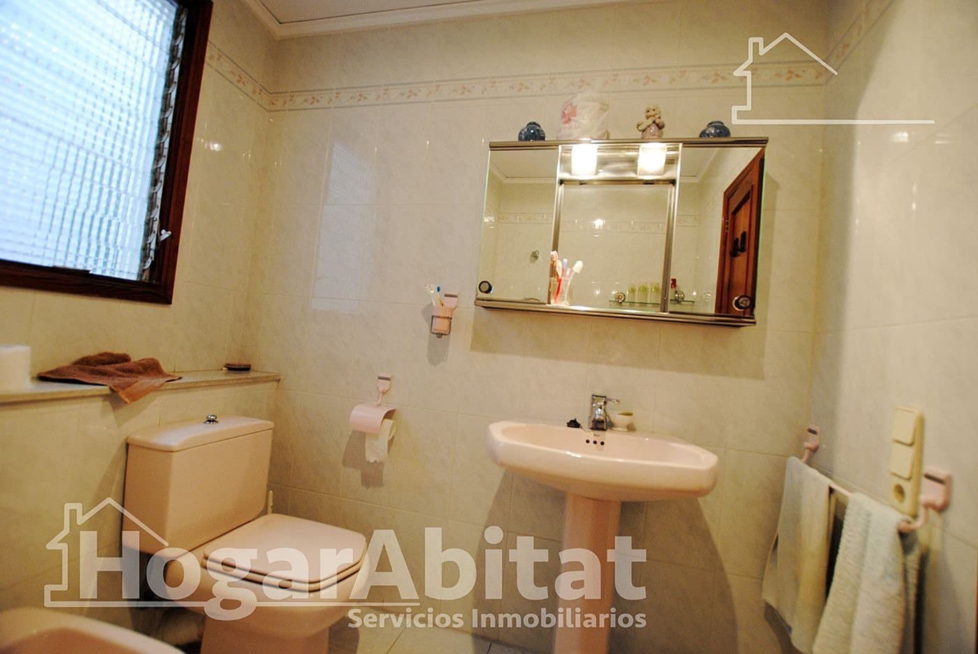 4 bedroom Flat for sale in Tavernes de la Valldigna - € 170,000 (Ref: 9398537)