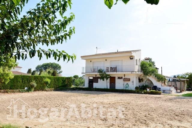 4 soveværelse Villa til salg i Oliva med swimmingpool garage - € 750.000 (Ref: 9398566)