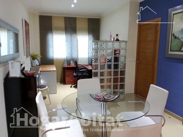 3 bedroom Townhouse for sale in Alginet with garage - € 265,000 (Ref: 9398567)