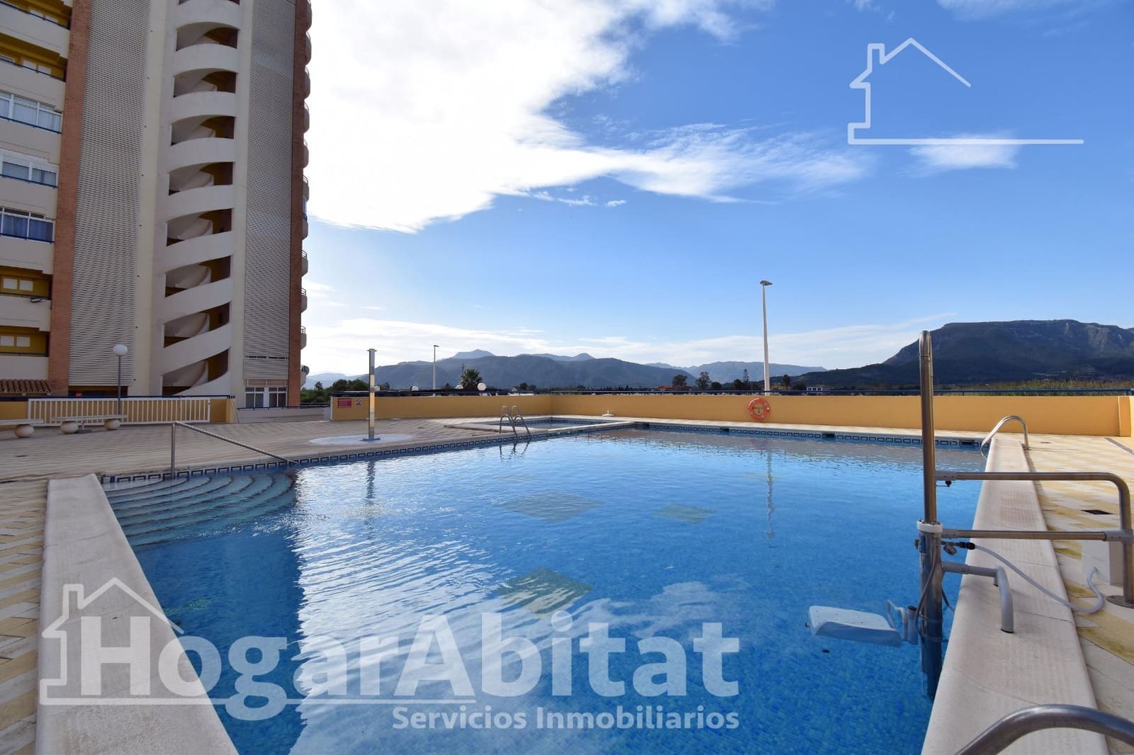 3 slaapkamer Flat te koop in Tavernes de la Valldigna met garage - € 223.000 (Ref: 9401109)