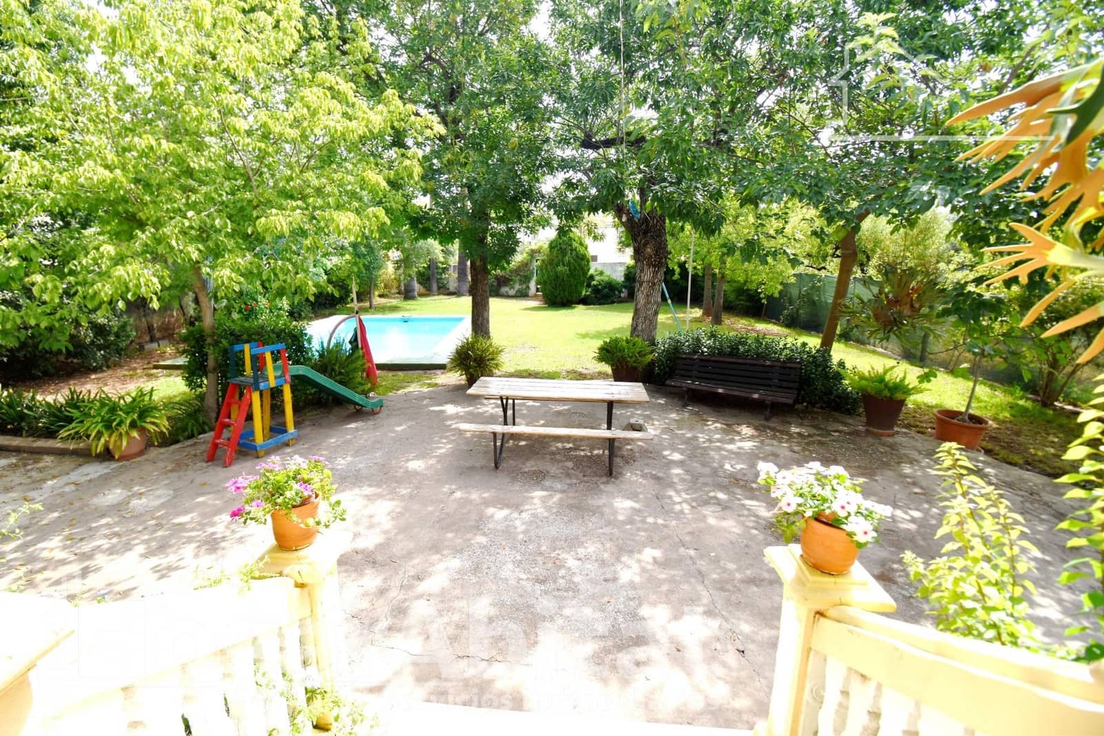 4 bedroom Villa for sale in Castello de la Plana with pool - € 350,000 (Ref: 9401115)