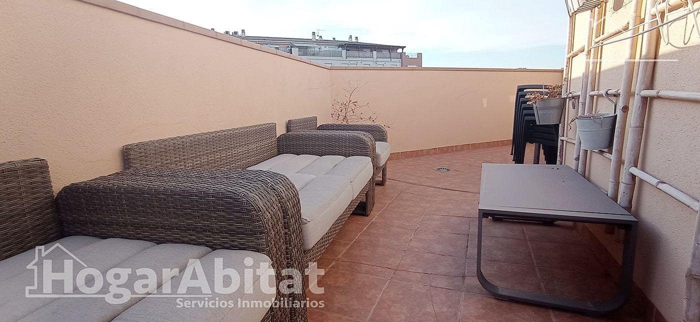 3 makuuhuone Rivitalo myytävänä paikassa Castello de la Plana mukana 
autotalli - 297 000 € (Ref: 9401116)