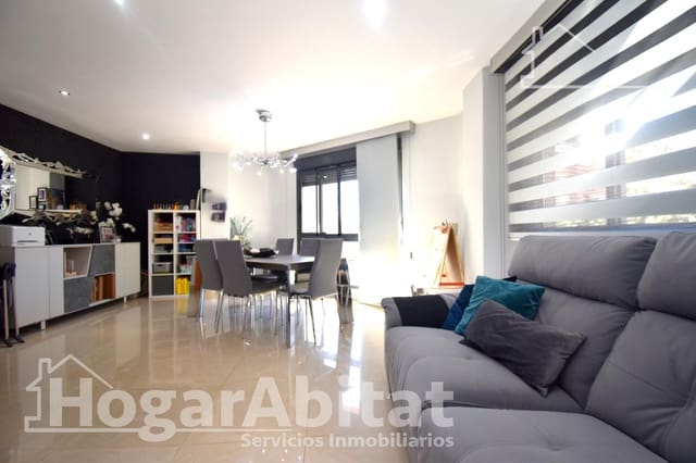 3 bedroom Terraced Villa for sale in Castelló de la Plana with garage - € 297,000 (Ref: 9401116)
