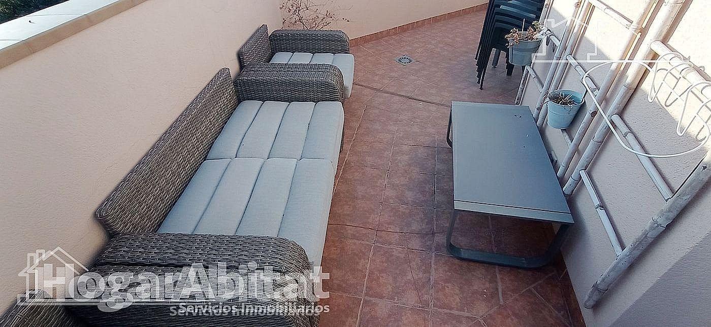 3 makuuhuone Rivitalo myytävänä paikassa Castello de la Plana mukana 
autotalli - 297 000 € (Ref: 9401116)