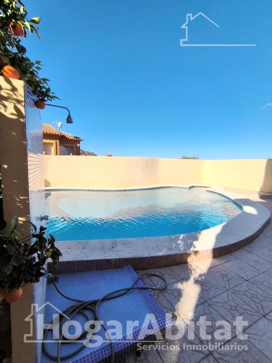 Chalet de 4 habitaciones en Calpe / Calp en venta con piscina garaje - 490.000 € (Ref: 9401129)