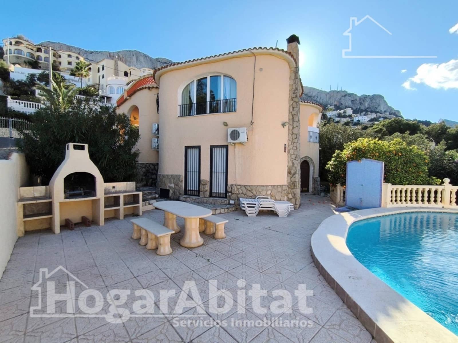 Chalet de 4 habitaciones en Calpe / Calp en venta con piscina garaje - 490.000 € (Ref: 9401129)