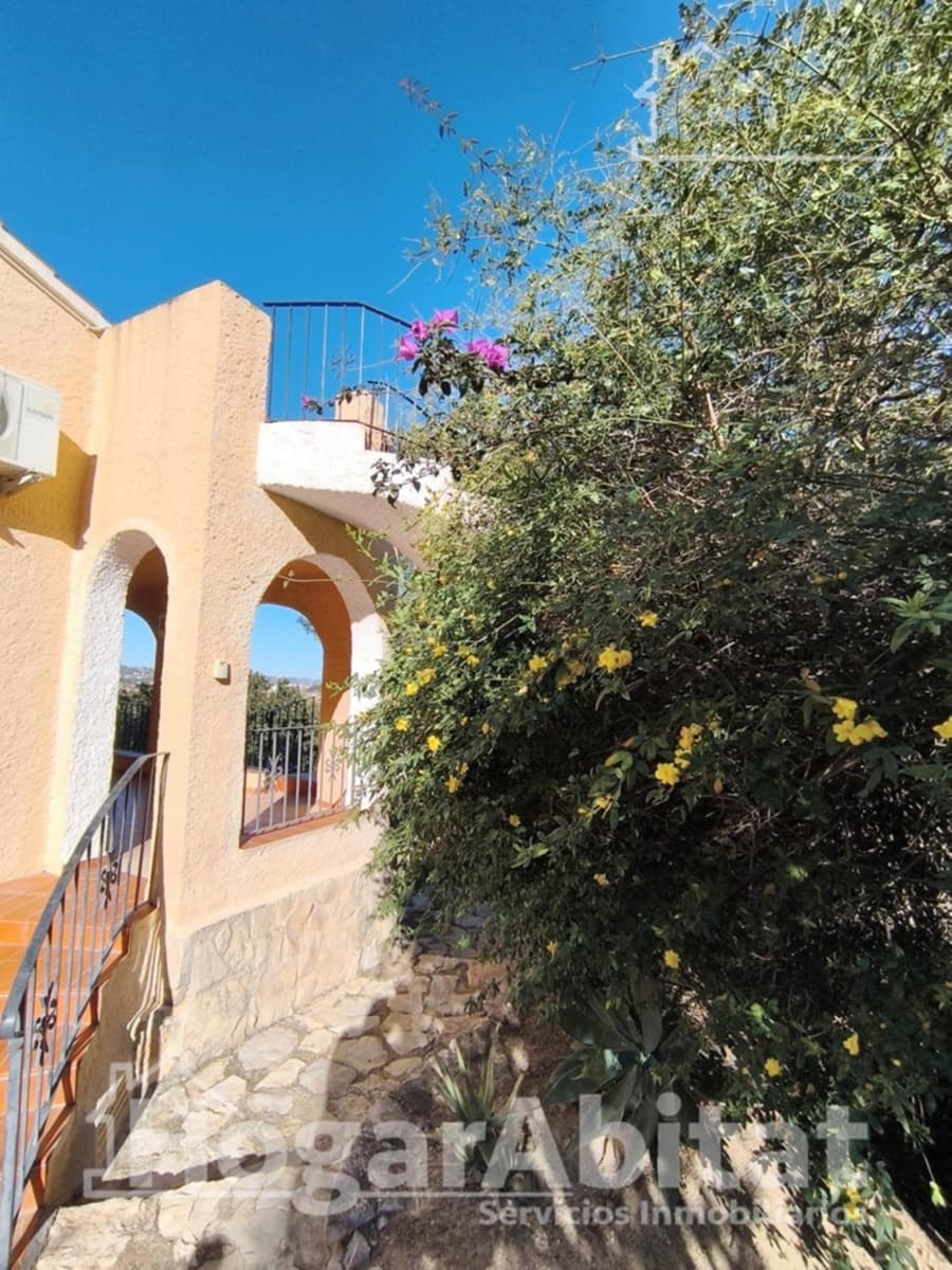 Chalet de 4 habitaciones en Calpe / Calp en venta con piscina garaje - 490.000 € (Ref: 9401129)